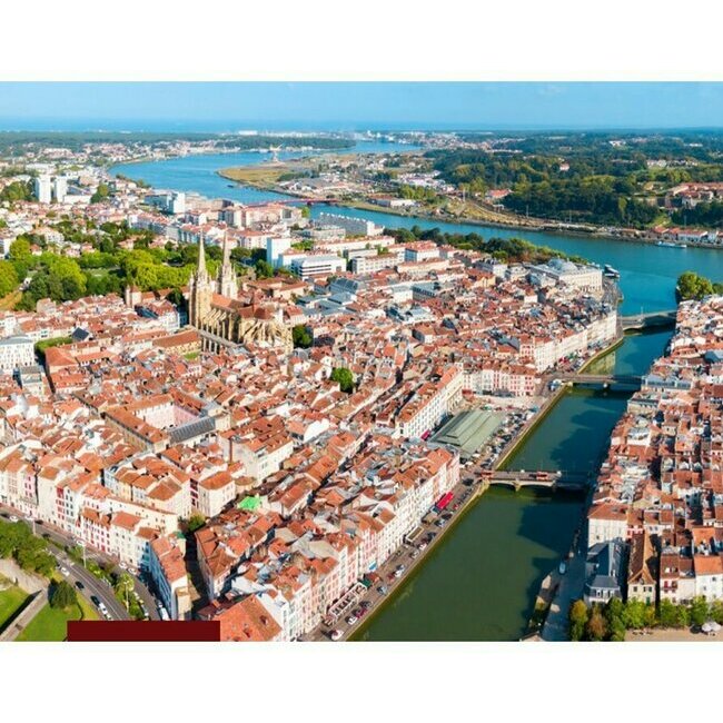 Vue du centre historique de Bayonne depuis le programme immobilier rue dEspagne
